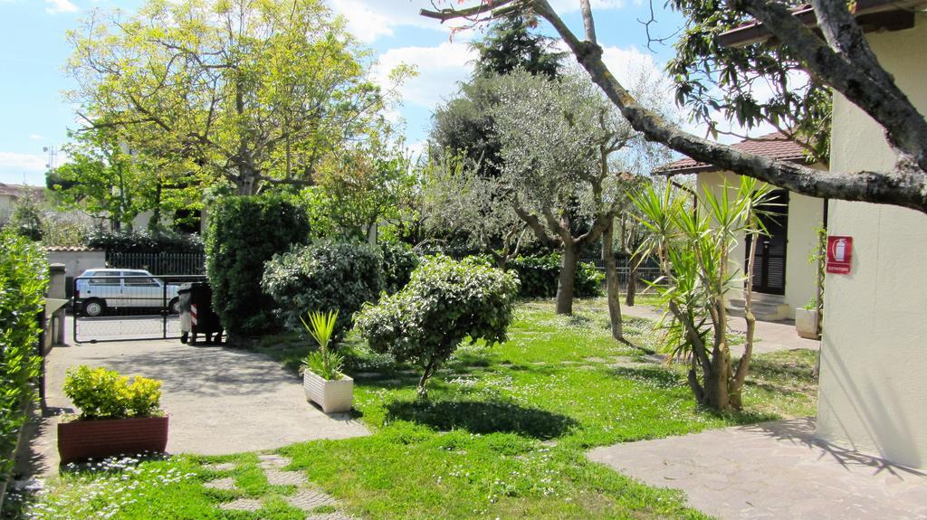 Residence Ranieri Кастильоне-дель-Лаго Экстерьер фото